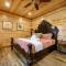 The Nomi Lodge - Sleeps 28 - Gorgeous Rustic Cabin, Centrally Located, Tons of Amenities - Broken Bow