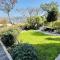 The Garden Cottage - Elevated position, wonderful views over Dartmouth, beautiful garden