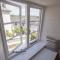 Holly Cottage - characterful cottage a stones throw from river Dart with front & back patios - Dittisham