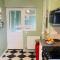 Number 20 - Central, Classic style, Private and Parking