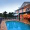 Foto: Oceanic 141 - 6 BDRM Home with Pool - Backs onto Beach