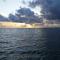 Waters Edge - PRIVATE DOCK! Only two blocks from the bay or the gulf! Plenty of parking for cars or boats home - Дофин-Айленд