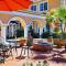 628 Madre Street