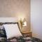 Apt GioAn Novigrad, 500m to Sea, private heated Jacuzzi, BBQ, free parking