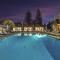 Surrey Resort and Gym - Guerneville