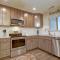 201 Point Drive condo