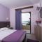 Sun Rise Hotel