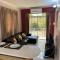 Kingstons Finest - Centrally Elegant