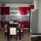 2 bedroom apartment 100m from beach