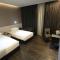 e.City Hotel@OneCity