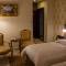 Khan Khediwe Hotel