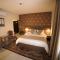 Khan Khediwe Hotel