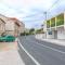 Apartments Road star