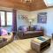 Partridge Lodge with Hot Tub