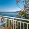 Bella Perna Beachfront Apartments