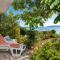 Bella Perna Beachfront Apartments