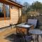 Pheasant Lodge with Hot Tub - Forgandenny