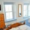 Fabulous 2 Bed Cottage - Outstanding Sea Views