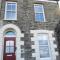 Fabulous 2 Bed Cottage - Outstanding Sea Views