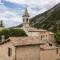 Casa ridente nella valle del Menotre con giardino