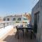 JOIVY Lux and Spacious 1BR home with huge terrace, 5mins to Academy of Sciences - Lissabon