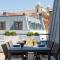 JOIVY Lux and Spacious 1BR home with huge terrace, 5mins to Academy of Sciences - Lissabon