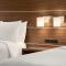 Holiday Inn Express & Suites Philadelphia - Mt Laurel, an IHG Hotel