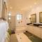 3 bedroom Bella Vista 2D close to pool by Stay in CR