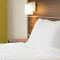 Holiday Inn Express & Suites Philadelphia - Mt Laurel, an IHG Hotel - Mount Laurel