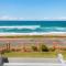 Petfriendly, Umdloti Beachfront Escape