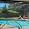 3 bedrooms house with private, heated pool 8 miles to Siesta Key Beach,