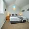 *** LAKE VILLA 467 ***
