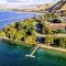 Next to Lake, Pool, 10 Acre Park, 1 Mile to Town, Best Prices - Chelan