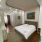 Hotel Holiday
