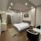 Hotel Holiday