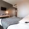 Hotel Acanthe - Boulogne Billancourt