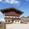 Farmhouse with views over the Zillertal - Großhartberg