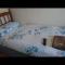 Tiny Single shared bathroom Room ssbyr