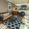 Bayside Bungalow