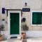 Rooms and apartments Paese