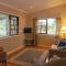 Barrington Hideaway- River Cottages