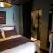 Suite 24