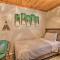 Remodeled Crestline Retreat Walk to Lake Gregory!