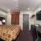 Budget Inn
