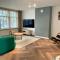 Domburghome 140 m2 groot appartement -midden in het centrum- Private parking