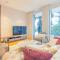 Elegant 3 bedroom plus maid on Bluewaters 210