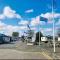 10 berth caravan on marine park in Rhyl