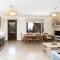 TwinStars apartment with courtyard and view - Kalivia Poligirou