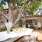 1 Bedroom Beautiful Home In Saignon