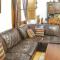 Lovely Home In Villanueva De La Conc